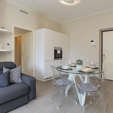 Citylife Modern Comfort Apartment Milan