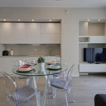 Citylife Modern Comfort Apartment